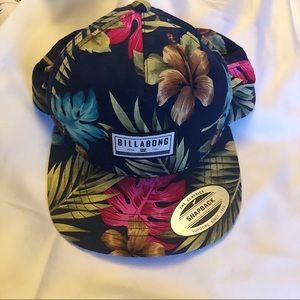 Billabong floral SnapBack